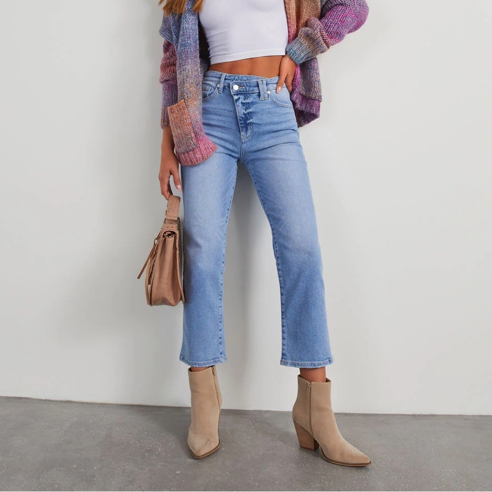 High Rise Cross Over 90s Straight Leg Jeans